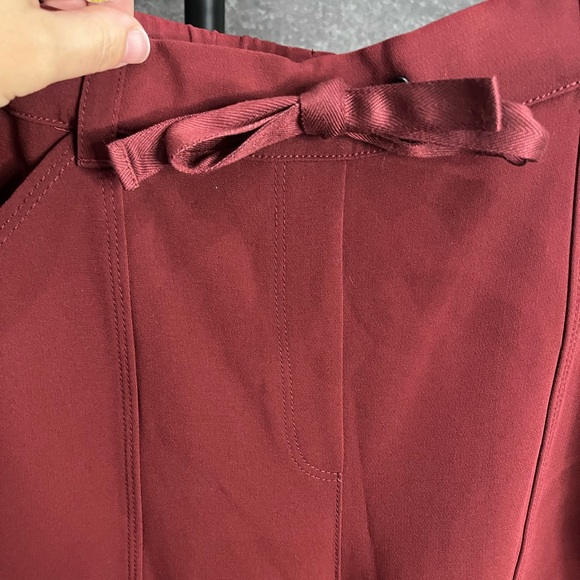 CINQ À SEPT Alec Drawstring Straight-Leg Pants Sangria Size 10 - Picture 9 of 12